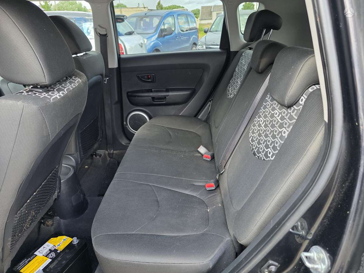 Kia Soul 2010 — photo 14