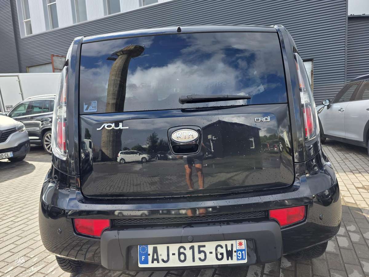 Kia Soul 2010 — photo 8
