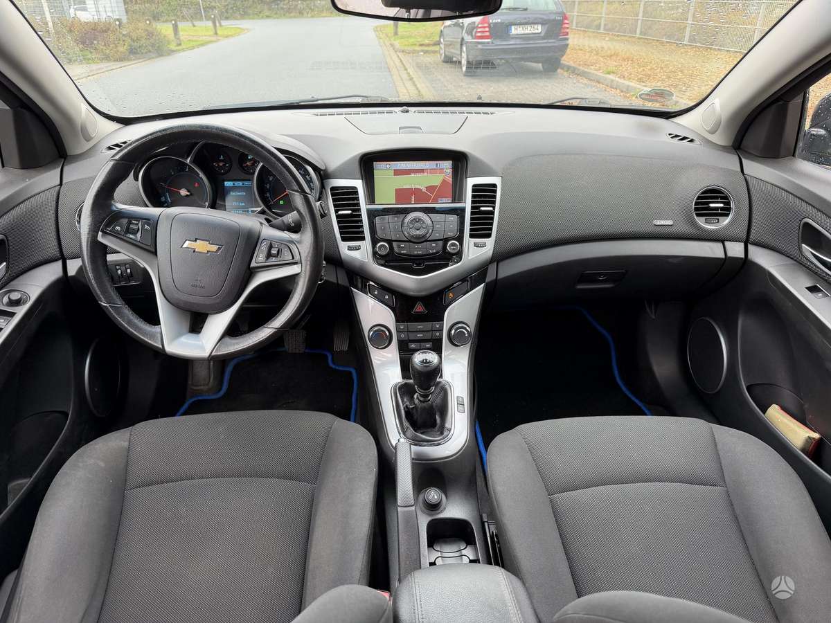 Chevrolet Cruze 2013 — photo 11