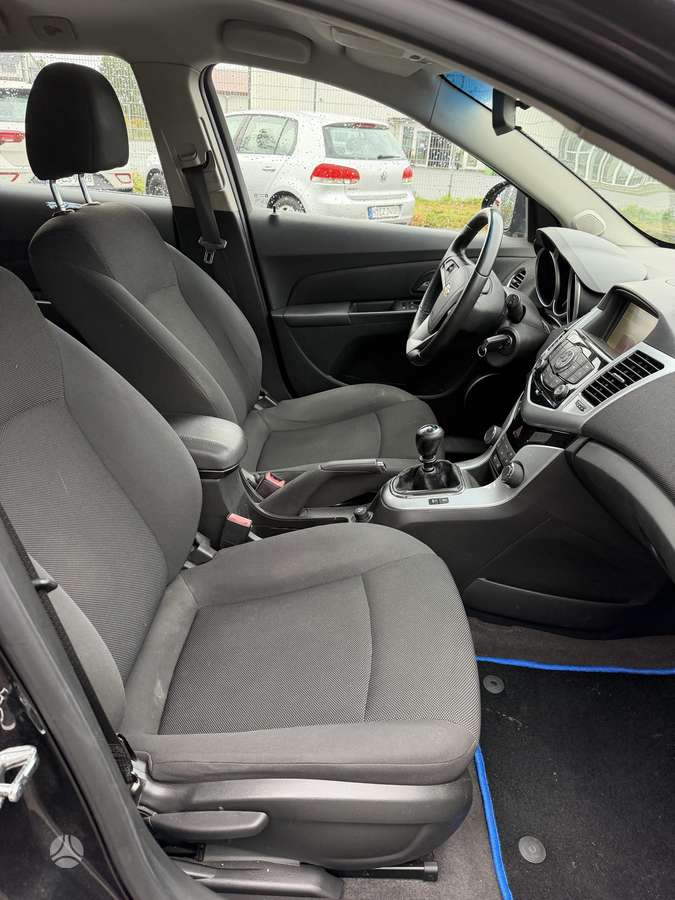Chevrolet Cruze 2013 — photo 12
