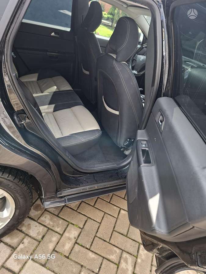 Volvo V50 2010 — photo 13