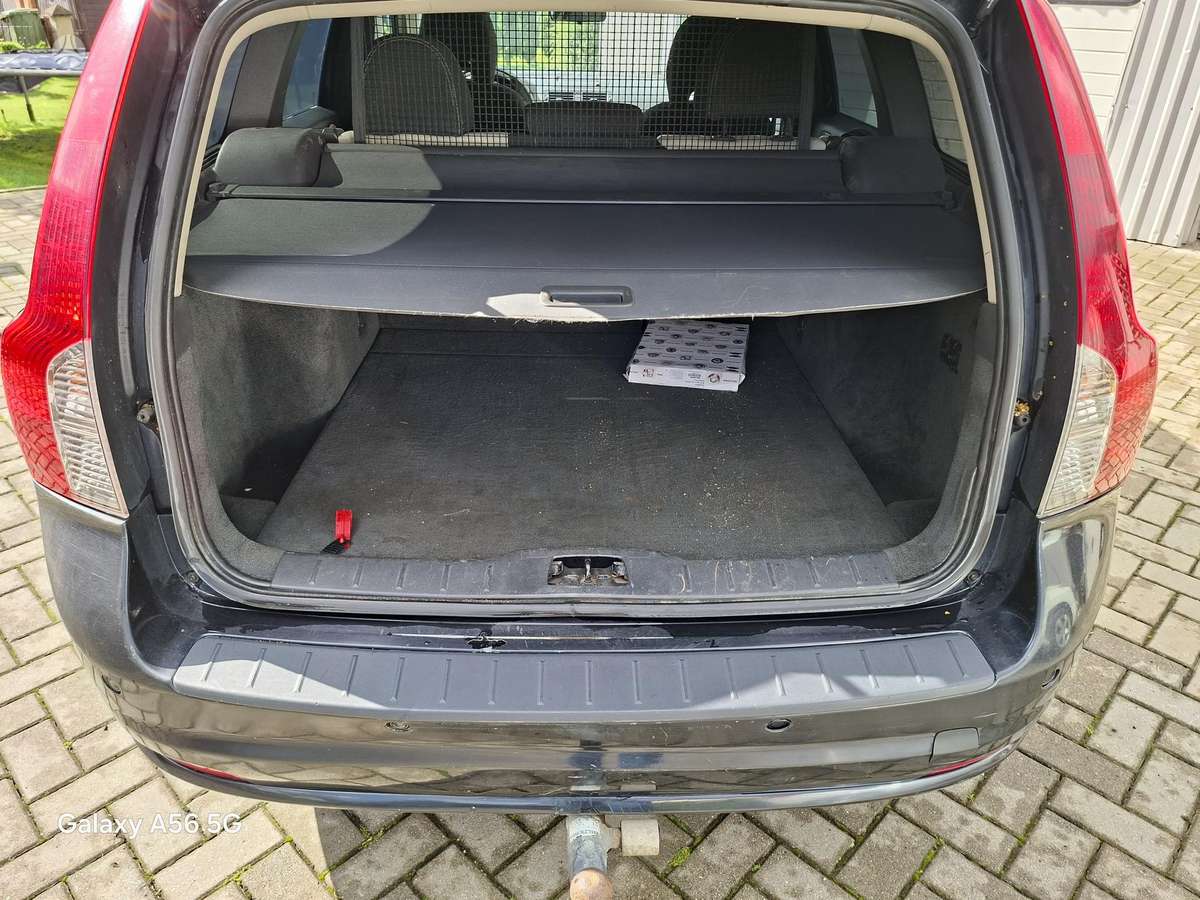 Volvo V50 2010 — photo 15