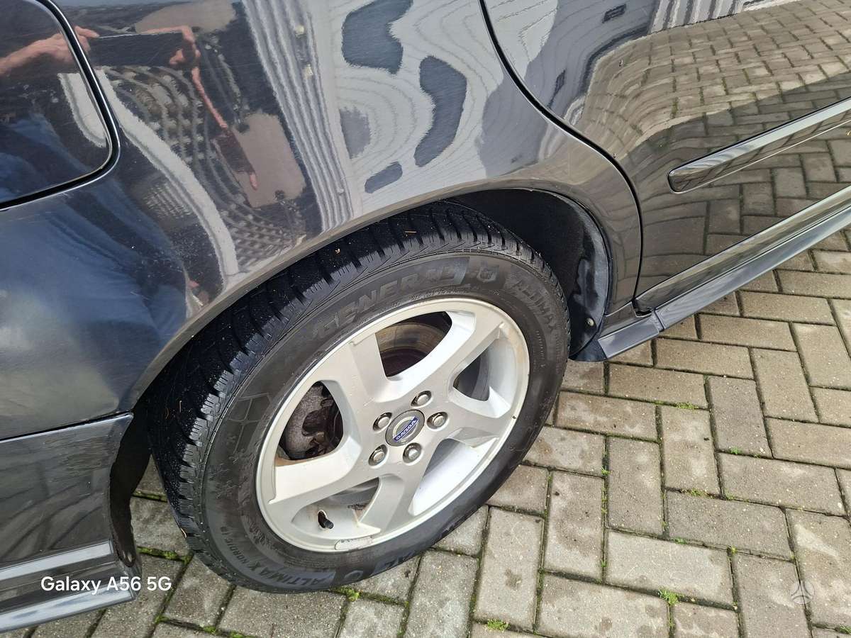Volvo V50 2010 — photo 9