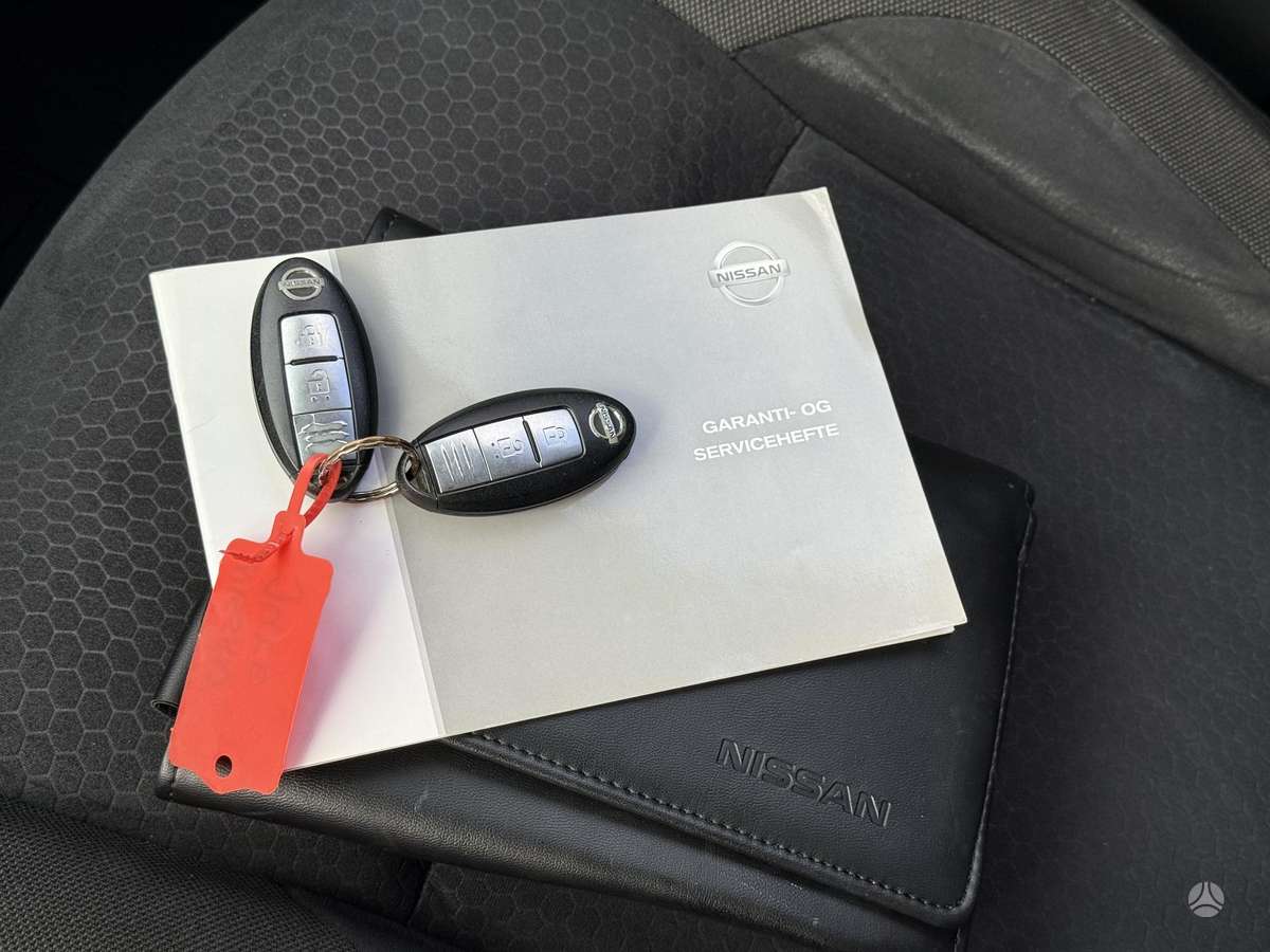 Nissan Juke 2013 — photo 17