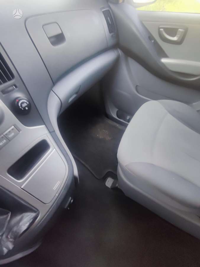 Hyundai H1 2011 — двигун 2497 cm³, 163 HP (120kW)