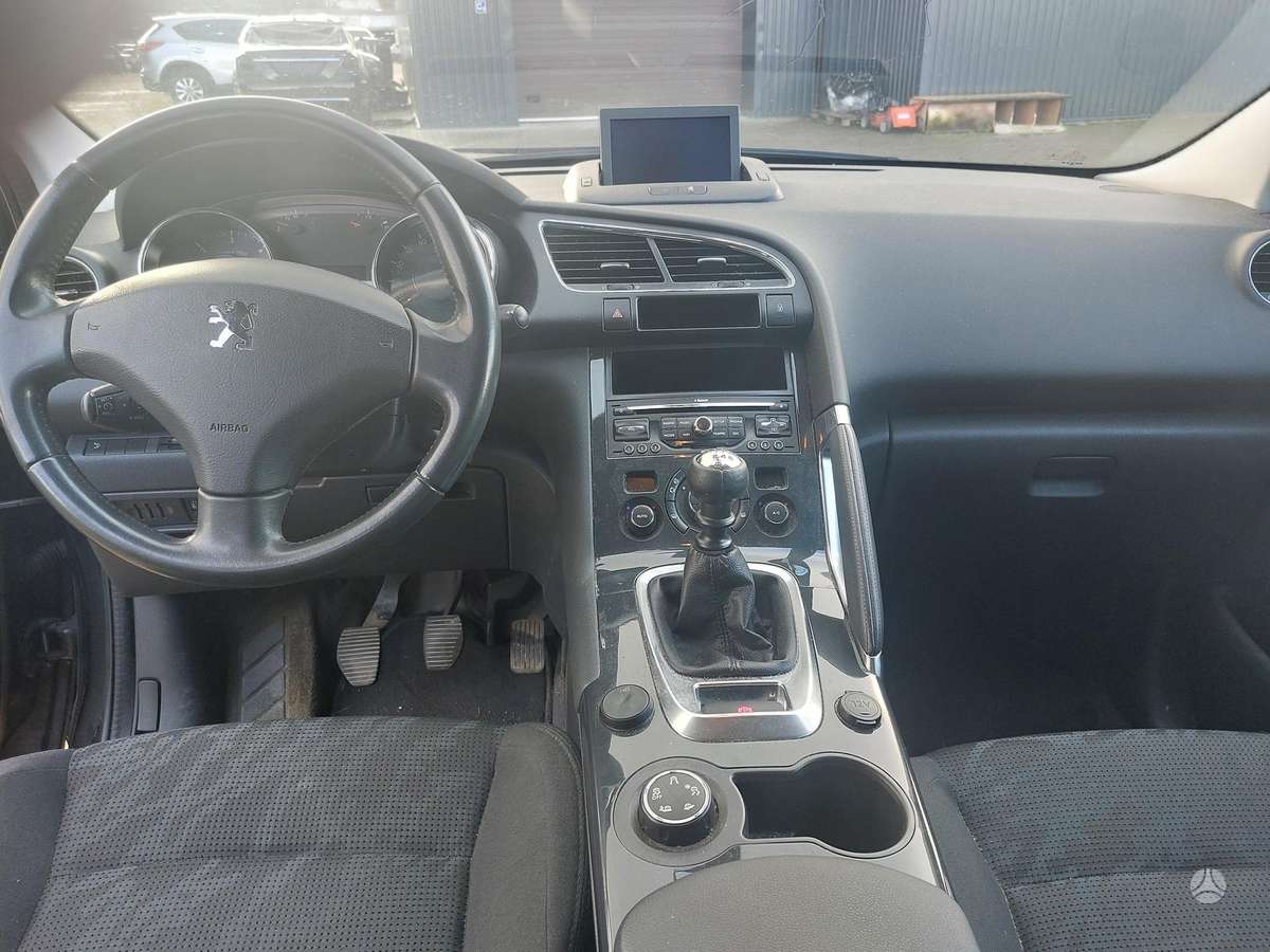 Peugeot 3008 2013 — photo 7