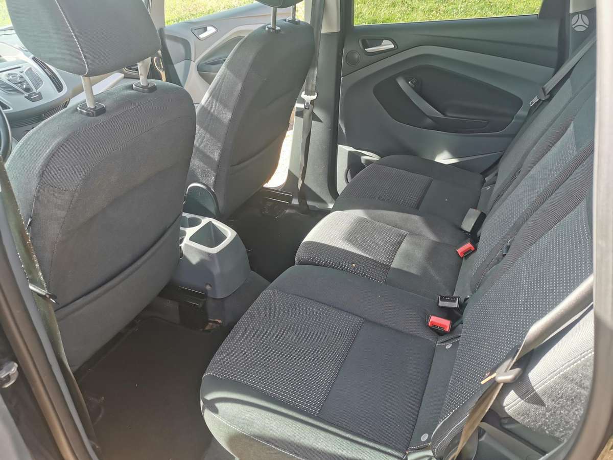 Ford C-MAX 2011 — photo 11