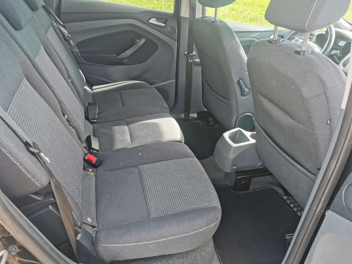 Ford C-MAX 2011 — photo 12