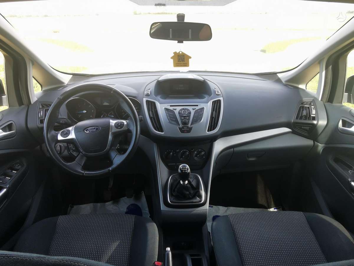 Ford C-MAX 2011 — photo 13