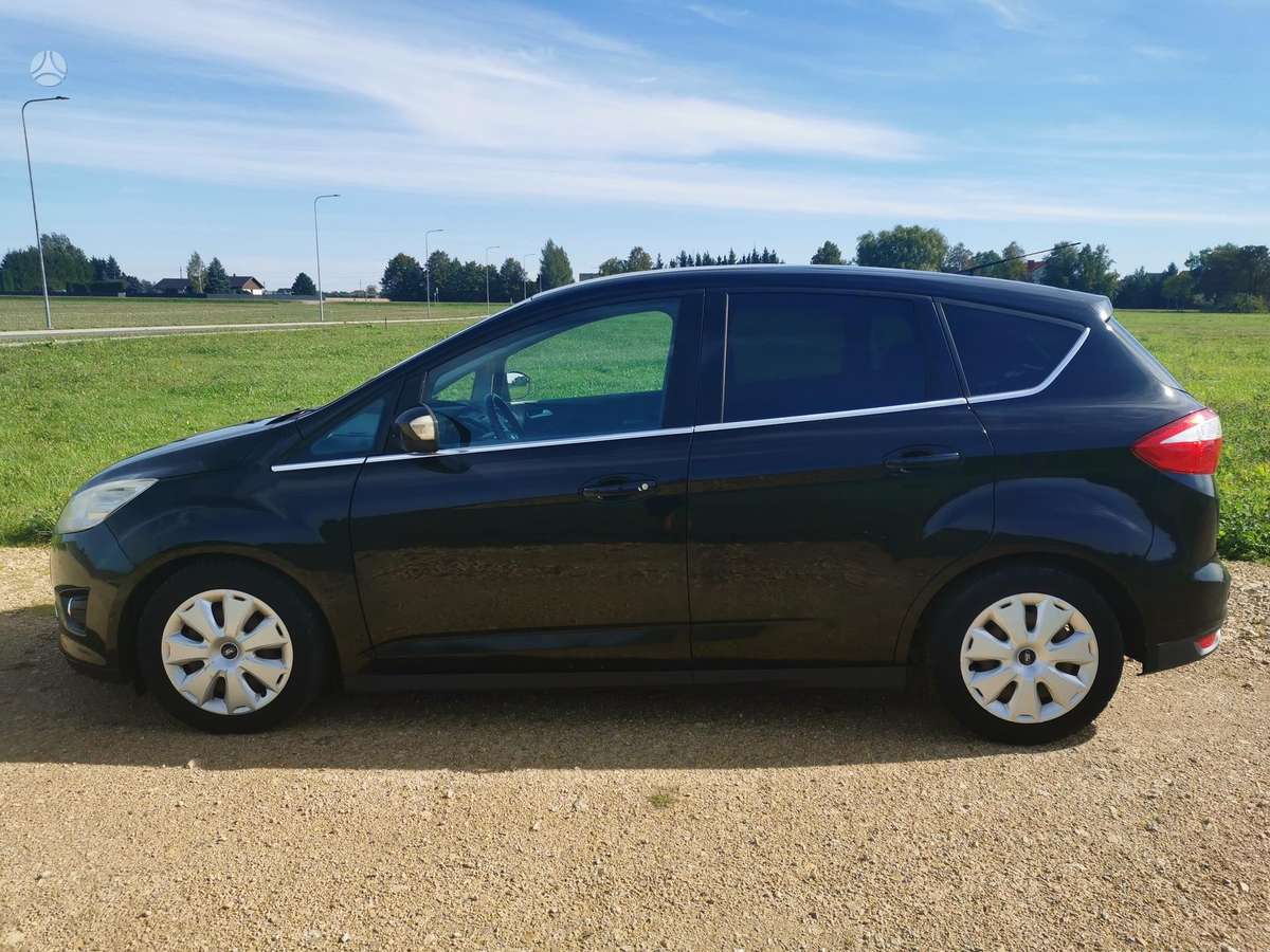 Ford C-MAX 2011 — photo 8