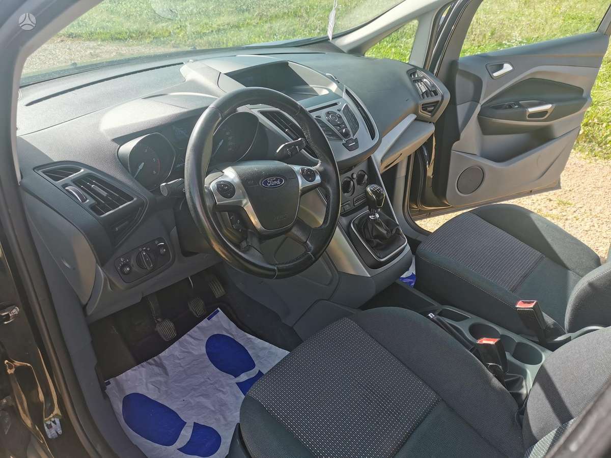 Ford C-MAX 2011 — photo 9