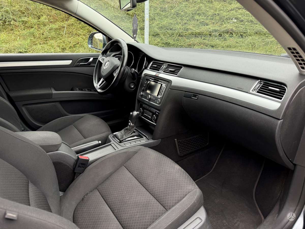 Skoda Superb 2013 — фото 12