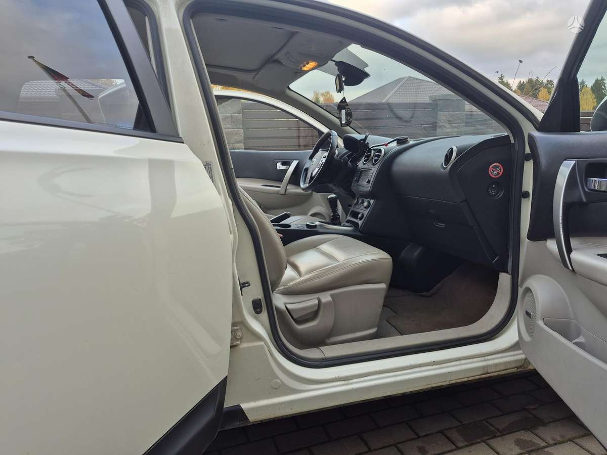 Nissan Qashqai+2 2012 — photo 15