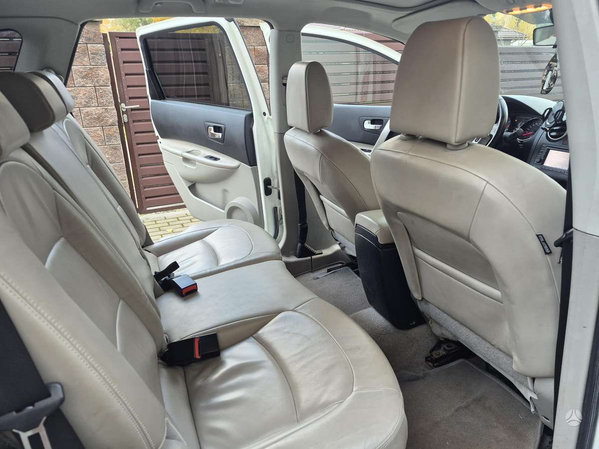 Nissan Qashqai+2 2012 — photo 16