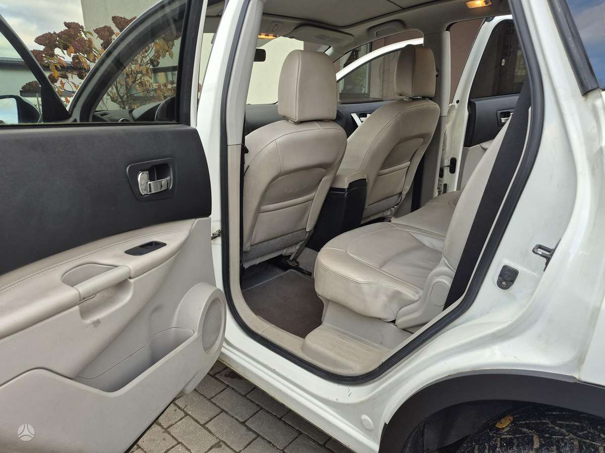 Nissan Qashqai+2 2012 — photo 20