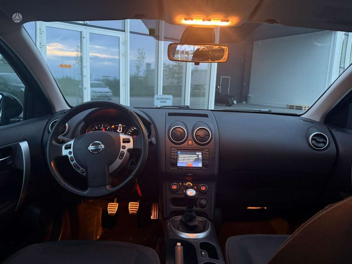 Nissan Qashqai 2012 — photo 10