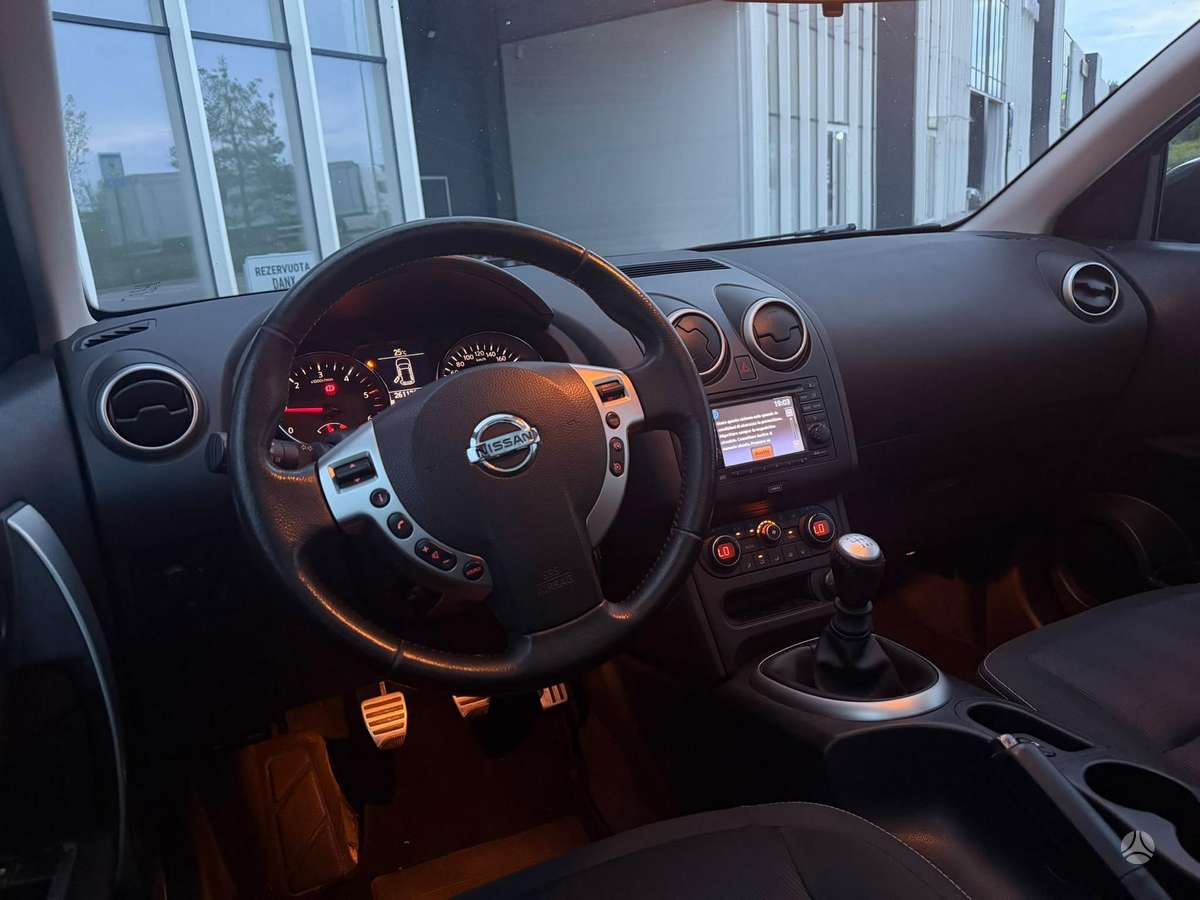 Nissan Qashqai 2012 — photo 16