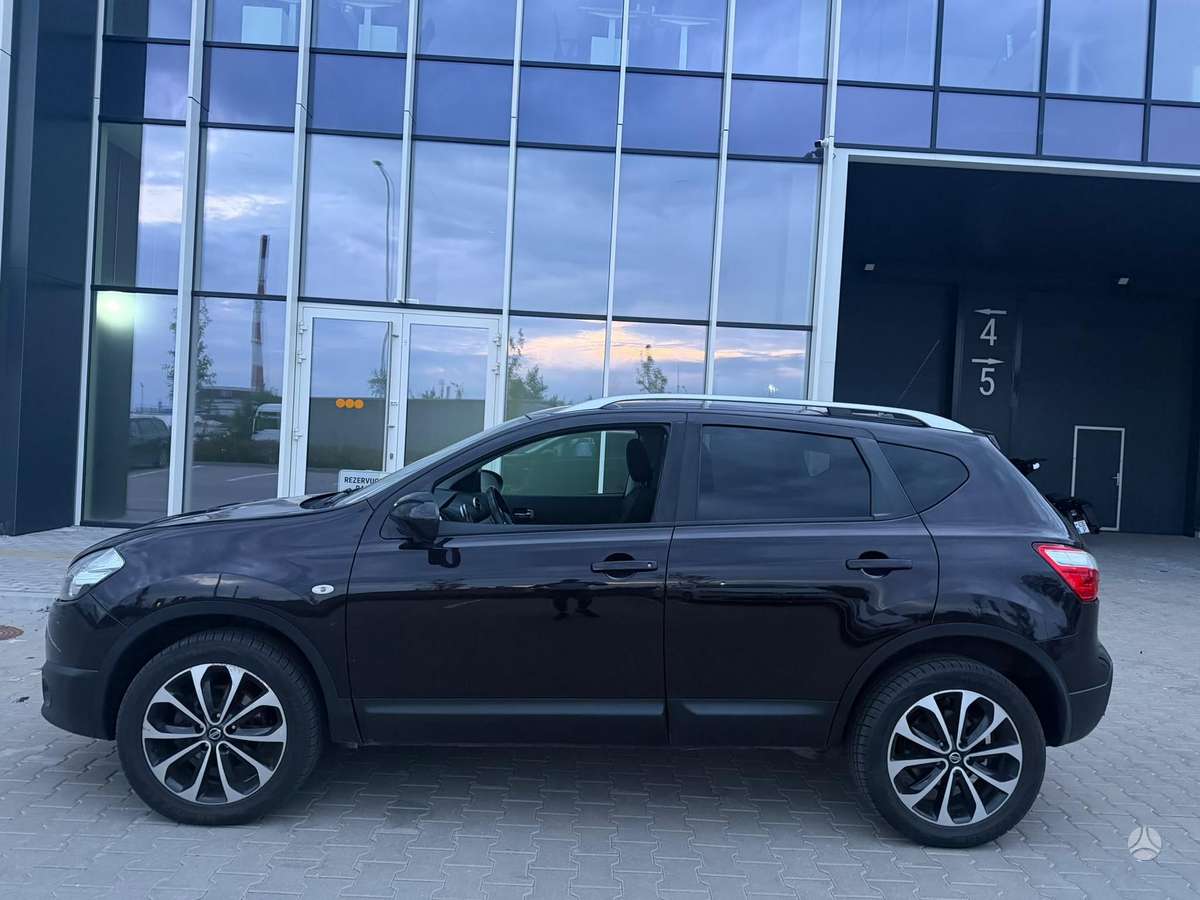 Nissan Qashqai 2012 — photo 9