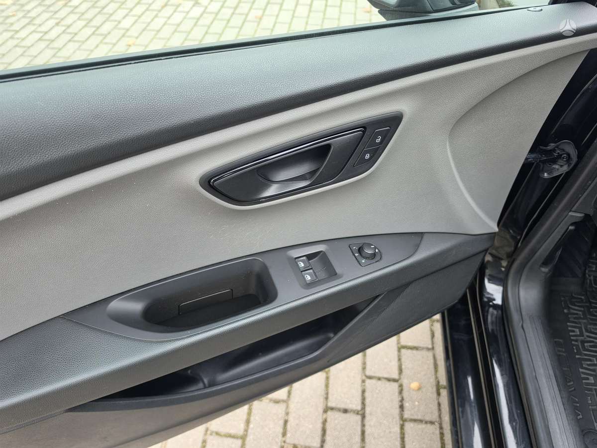Seat Leon 2015 — photo 13