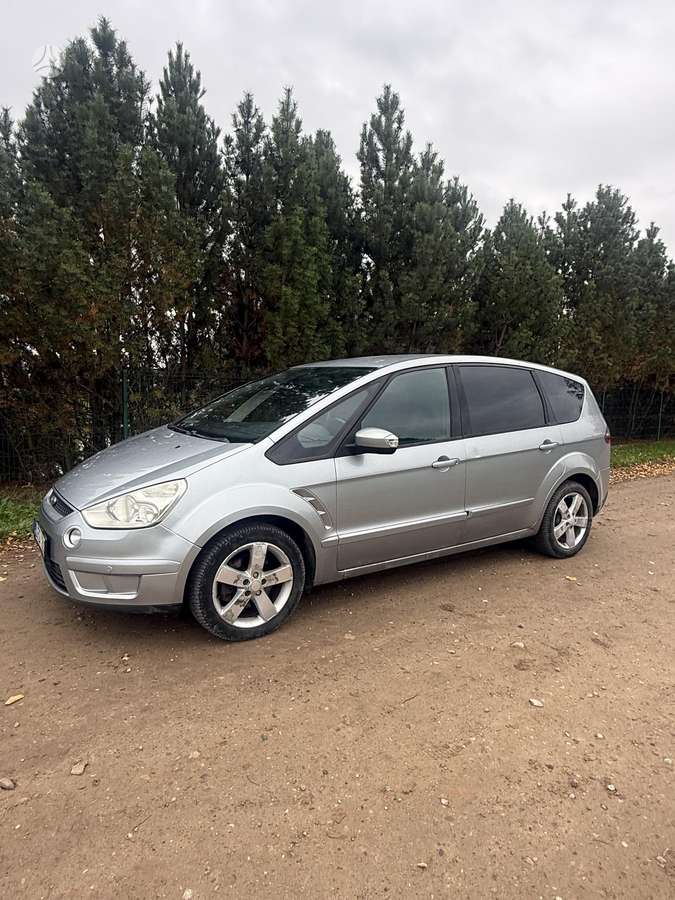 Ford S-MAX 2007 — вигляд ззаду