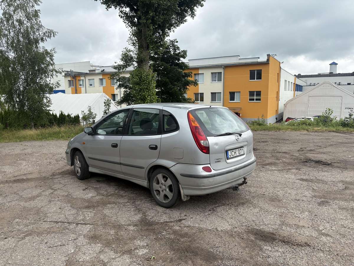 Nissan Almera 2005 — engine 2200 cm³, 111 HP (82kW)