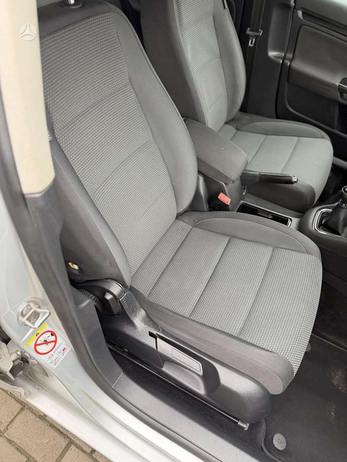 Volkswagen Golf 2010 — photo 15