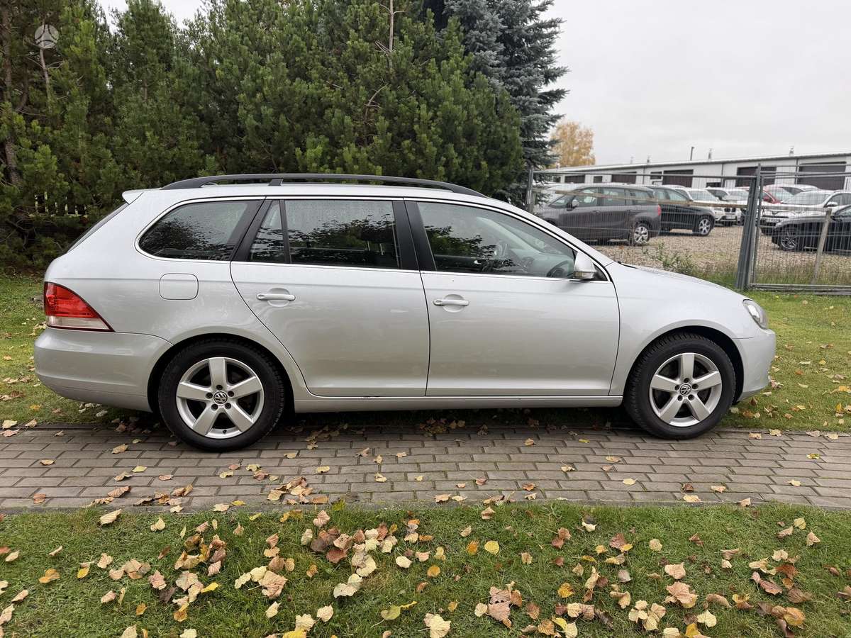 Volkswagen Golf 2010 — photo 7