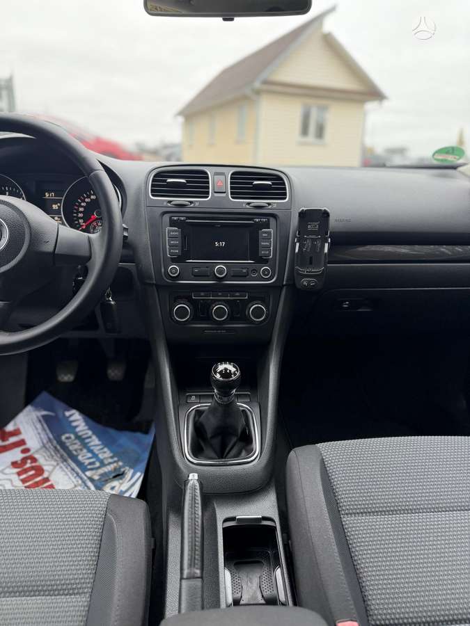 Volkswagen Golf 2010 — photo 9