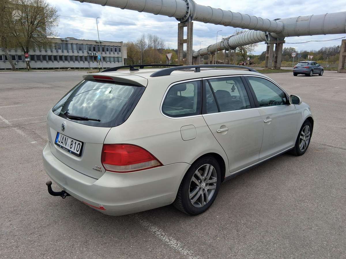 Volkswagen Golf 2010 — photo 5