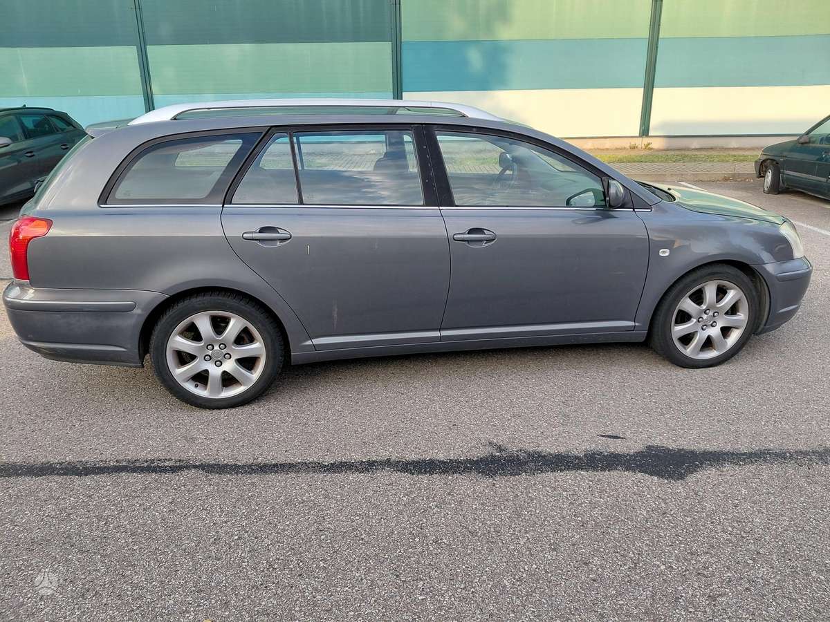 Toyota Avensis, 2004 — vehicle for AFU from Europe