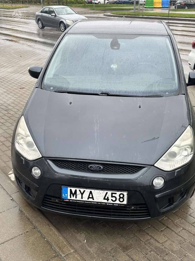 Ford S-MAX 2008 — вигляд ззаду