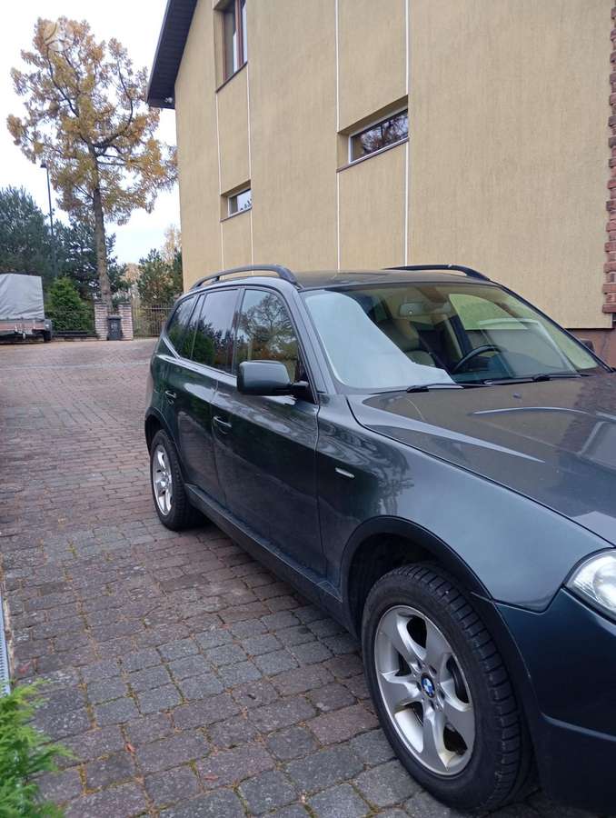 BMW X3 2008 — салон