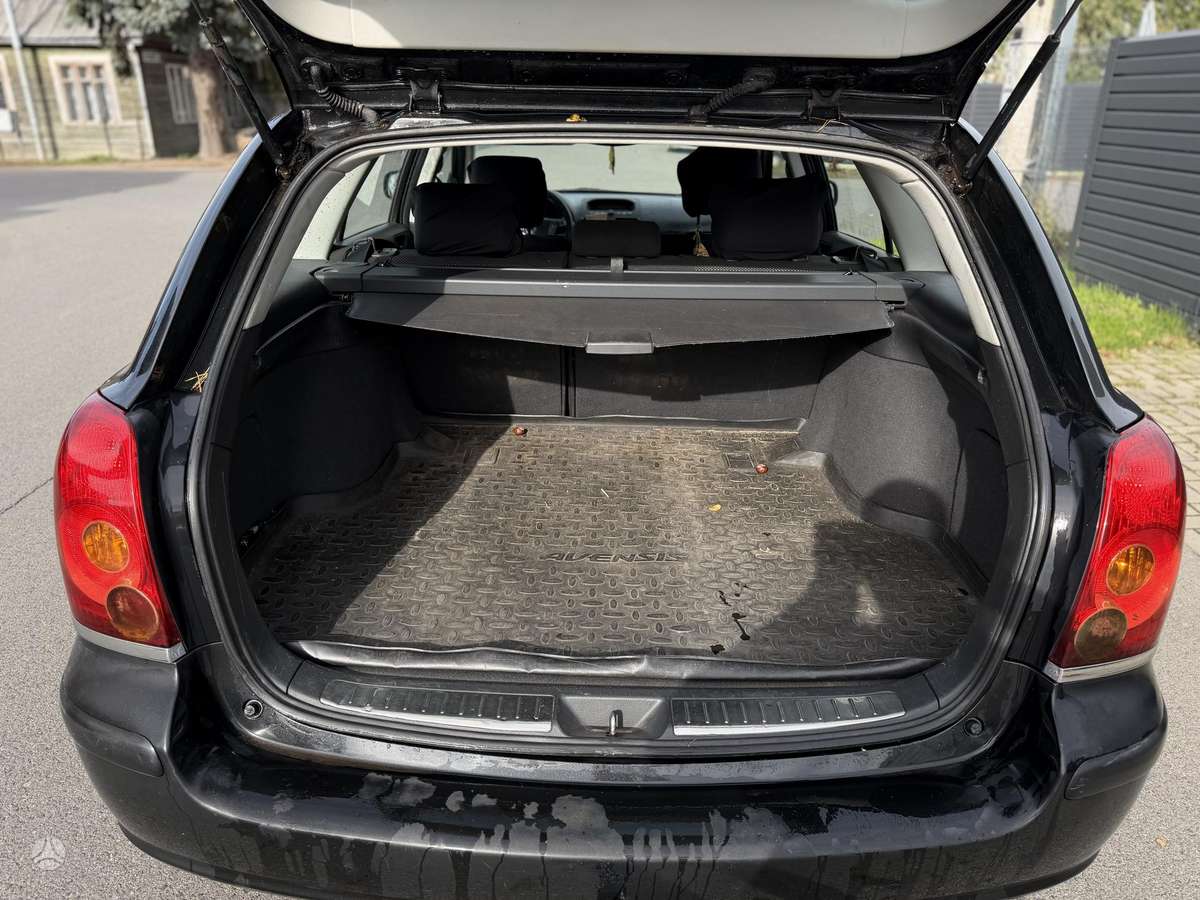 Toyota Avensis 2005 — photo 10