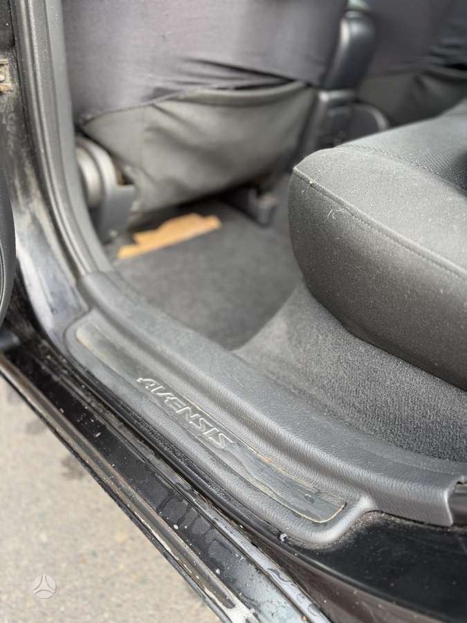 Toyota Avensis 2005 — photo 20