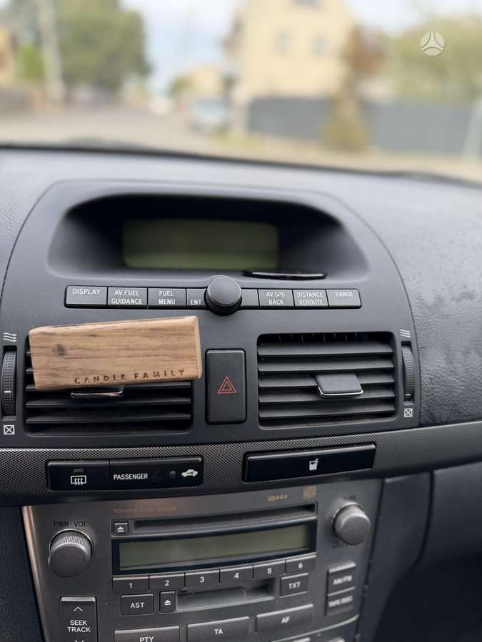 Toyota Avensis 2005 — photo 30