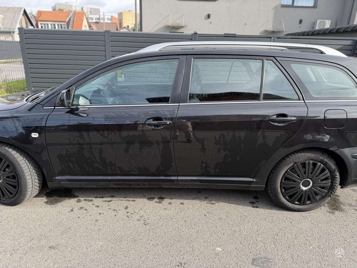 Toyota Avensis 2005 — photo 9
