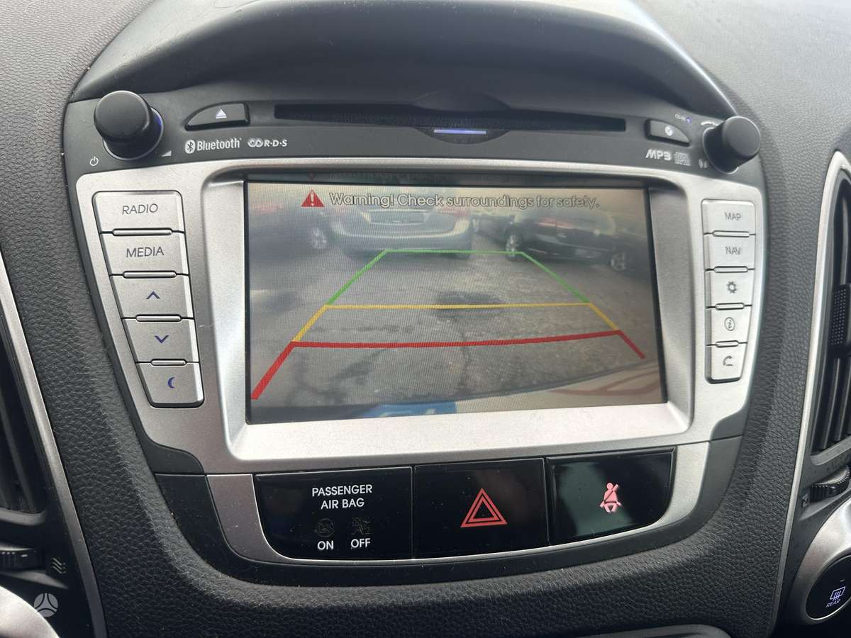 Hyundai ix35 2013 — photo 18