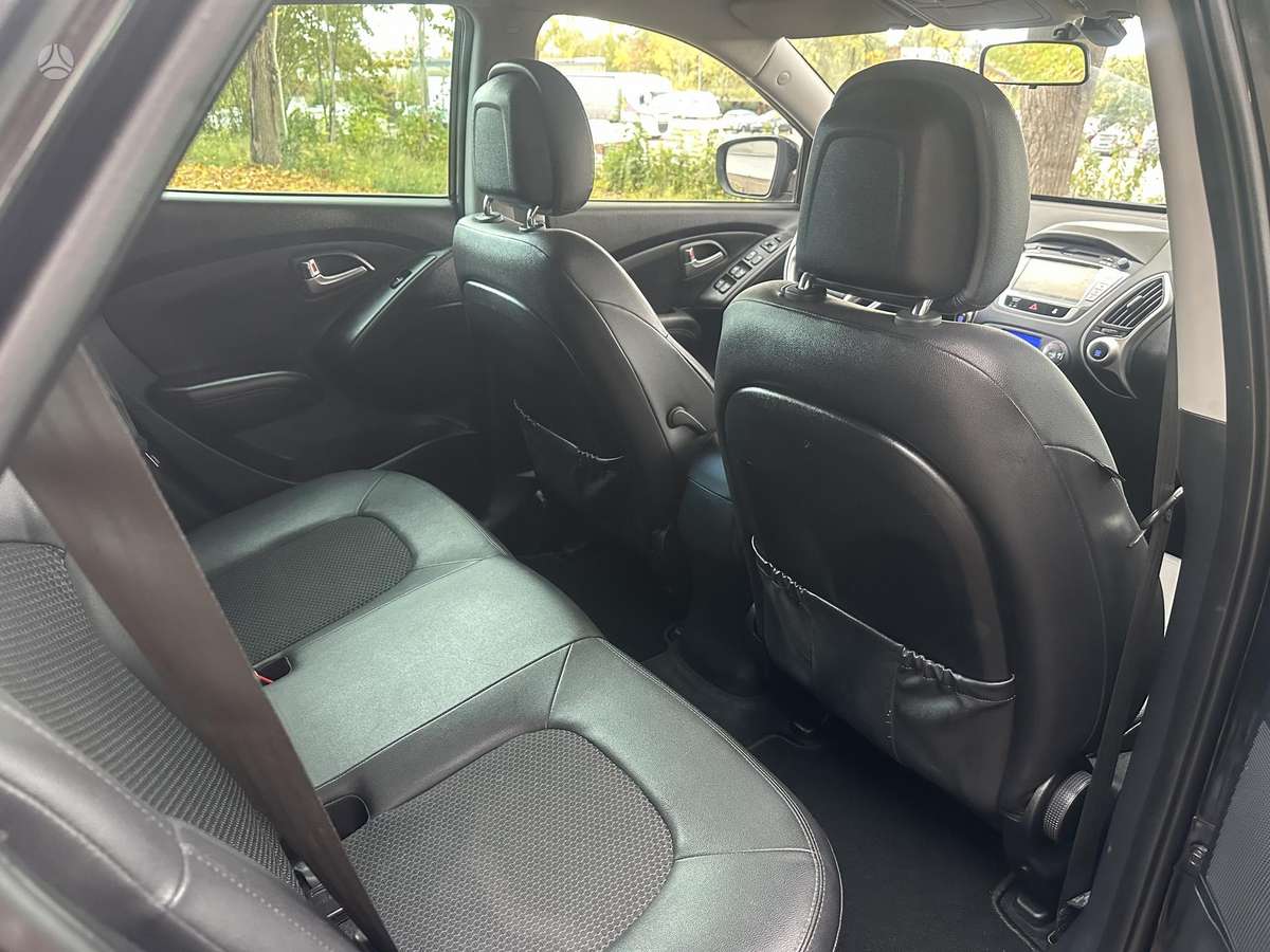 Hyundai ix35 2013 — photo 21