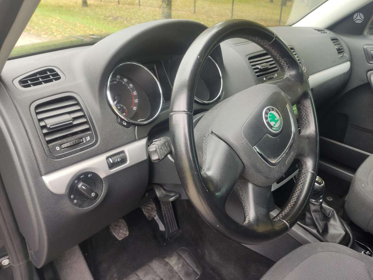 Skoda Yeti 2013 — photo 10