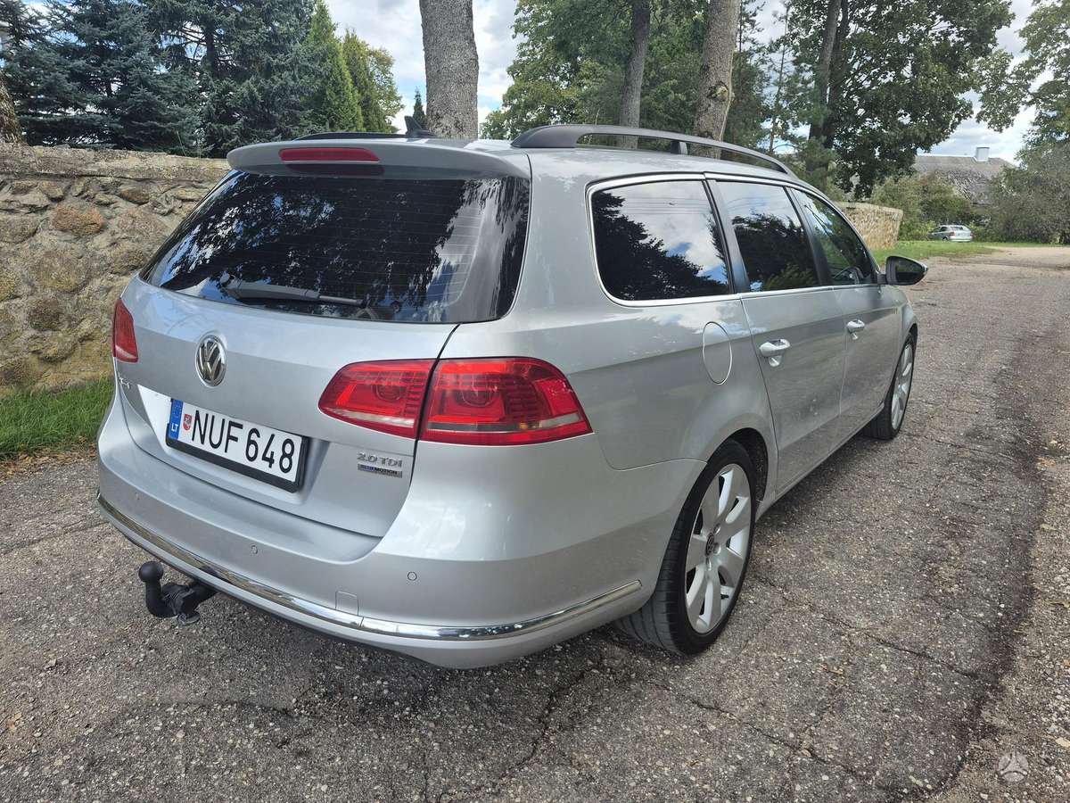 Volkswagen Passat 2012 — engine 1968 cm³, 140 HP (103kW)
