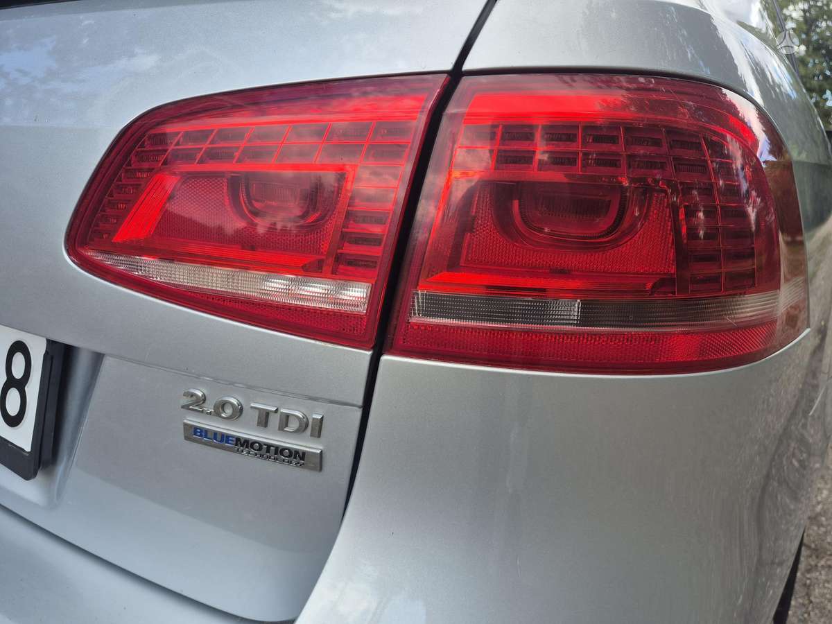 Volkswagen Passat 2012 — photo 6