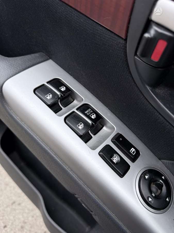 Hyundai Santa 2007 — photo 17