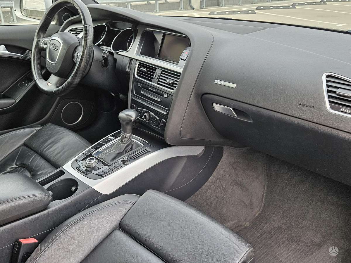 Audi A6 2013 — photo 15