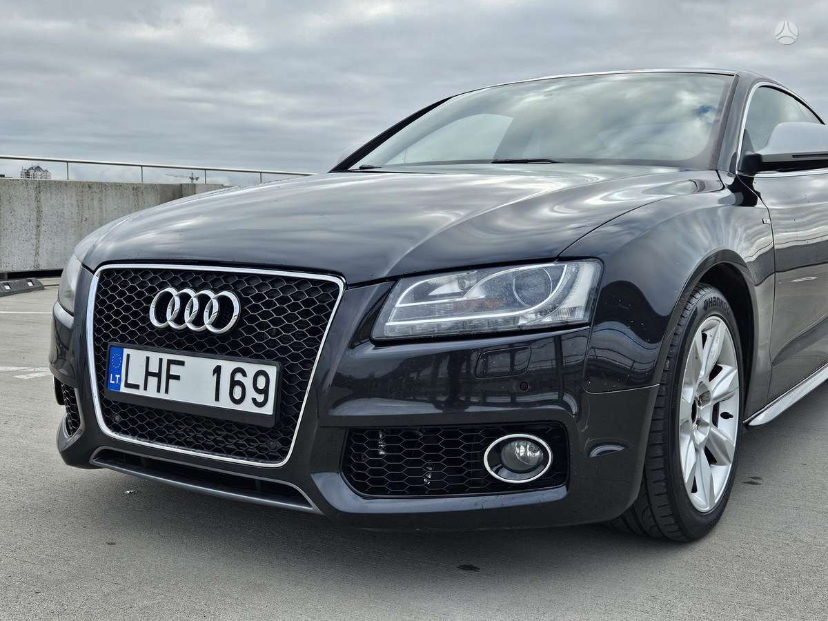 Audi A6 2013 — rear view