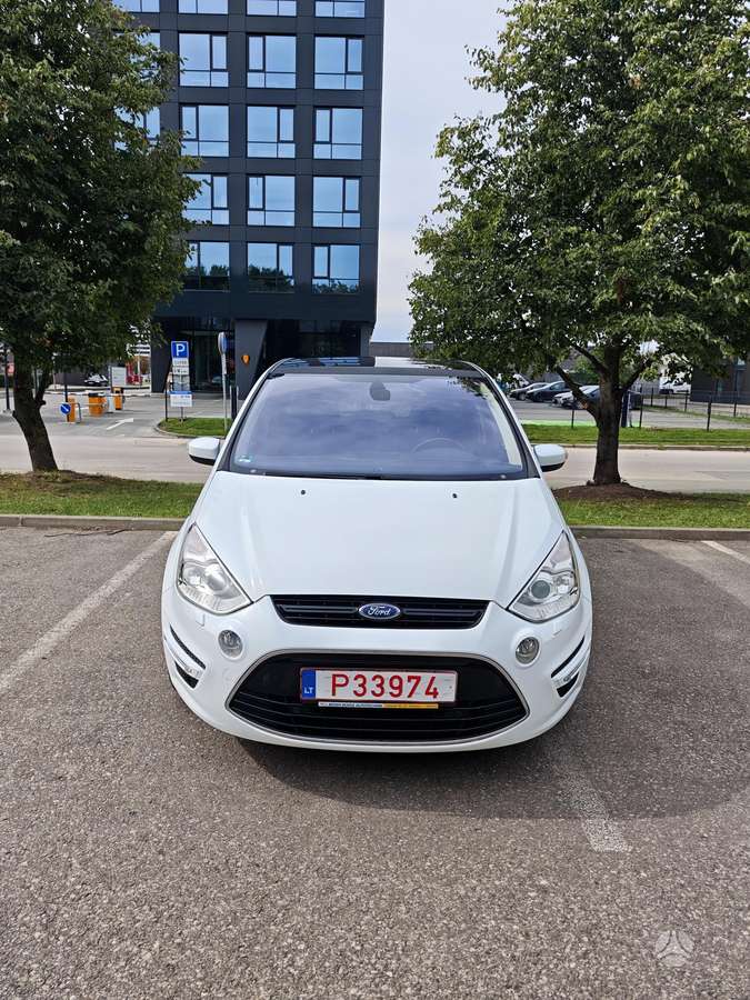 Ford S-MAX 2013 — photo 5