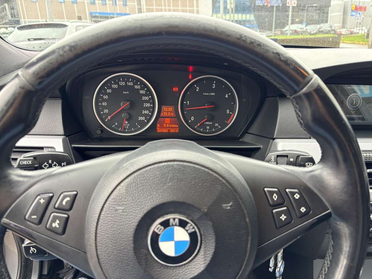 BMW 530 2008 — photo 10