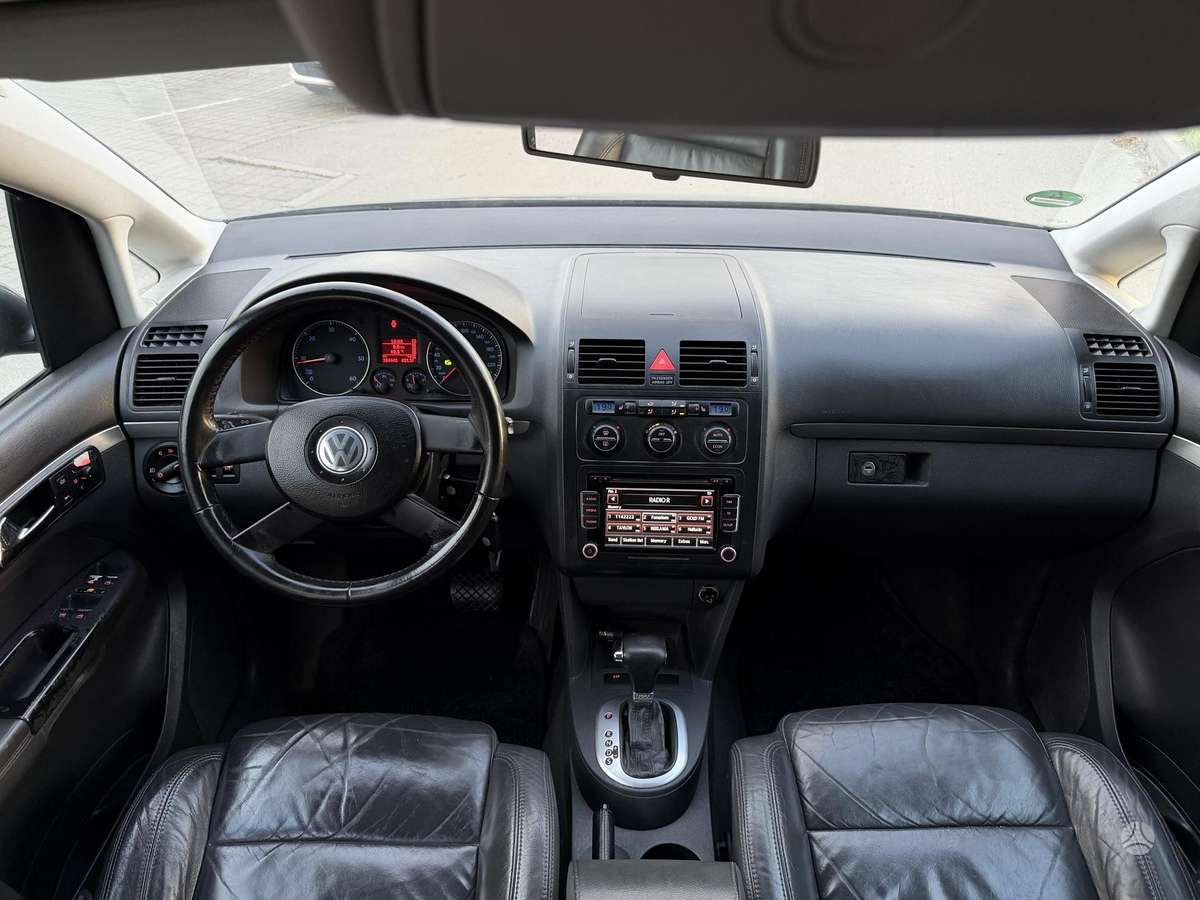 Volkswagen Touran 2005 — photo 5