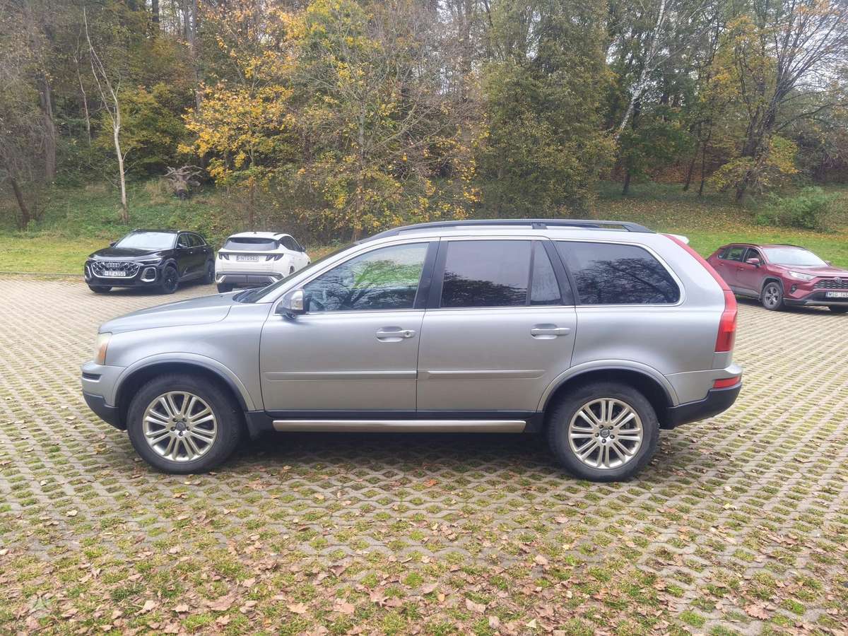Volvo XC90 2009 — вигляд ззаду