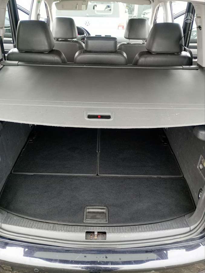 Volkswagen Touran 2007 — photo 14