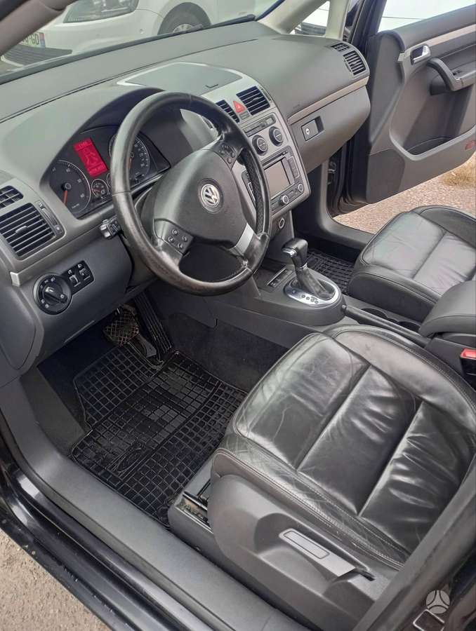 Volkswagen Touran 2007 — photo 9